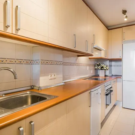 Wonderful 5 Minutes Flat Walk To The Centre Of Apartment *