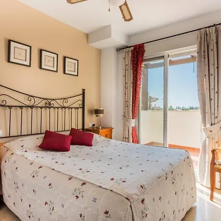Apartamento Wonderful 5 Minutes Flat Walk To The Centre Of La Cala De Mijas